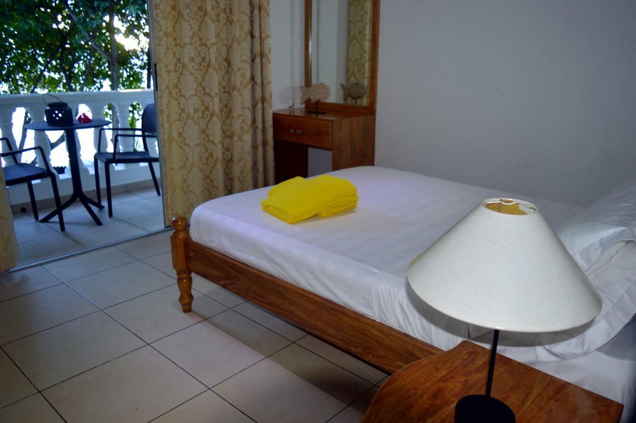 Sundown Beach Villa Glacis  エクステリア 写真
